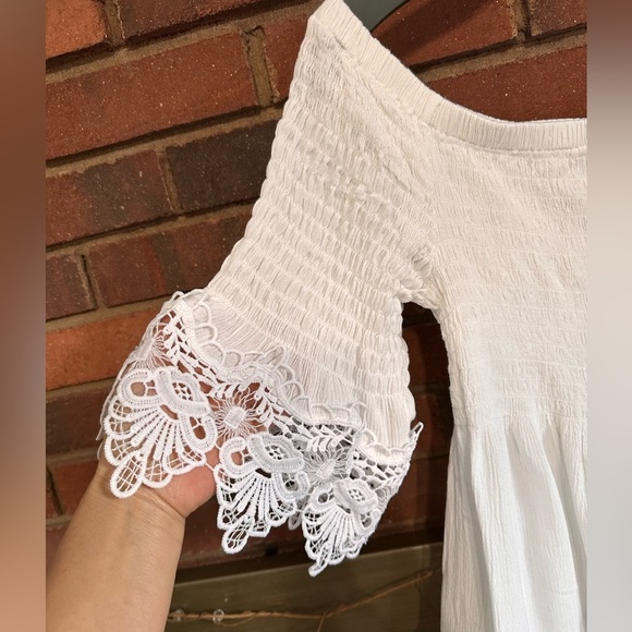 🛍️rue+ beautiful lace trimmed stretch top with off shoulders clean/ex/condition - Picture 3 of 7